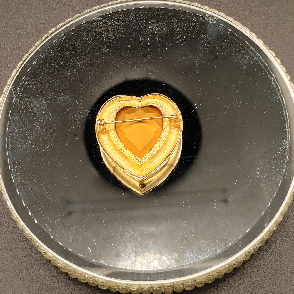 Swarovski High Polish Heart Pin Brooch - Picture 3 of 3